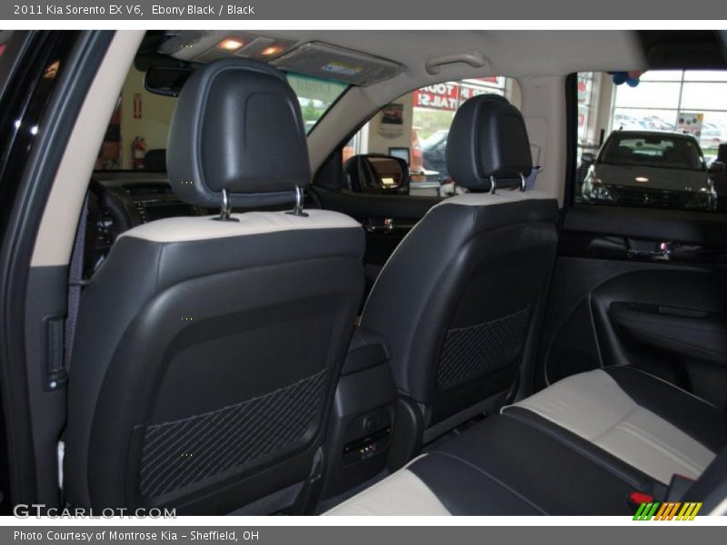 Ebony Black / Black 2011 Kia Sorento EX V6