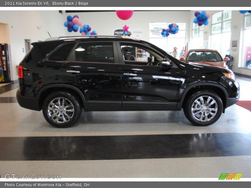 Ebony Black / Beige 2011 Kia Sorento EX V6
