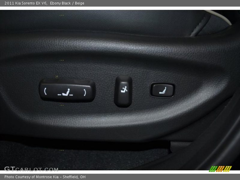 Ebony Black / Beige 2011 Kia Sorento EX V6