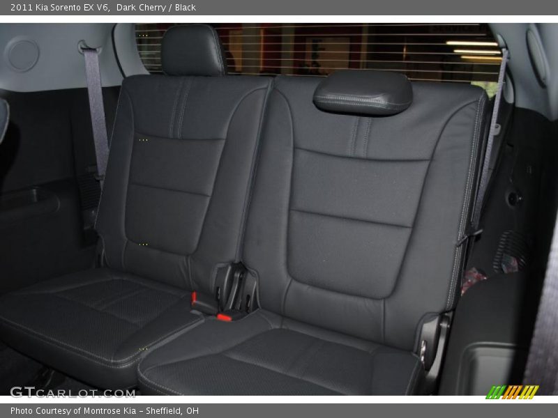 Dark Cherry / Black 2011 Kia Sorento EX V6