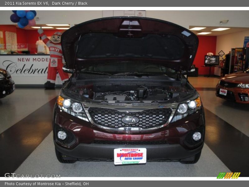 Dark Cherry / Black 2011 Kia Sorento EX V6