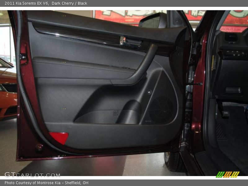 Dark Cherry / Black 2011 Kia Sorento EX V6