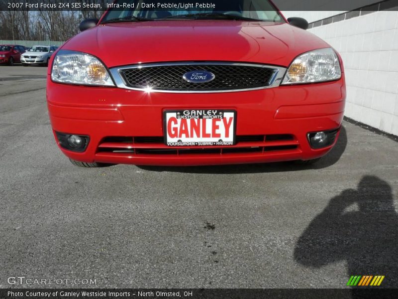 Infra-Red / Dark Pebble/Light Pebble 2007 Ford Focus ZX4 SES Sedan