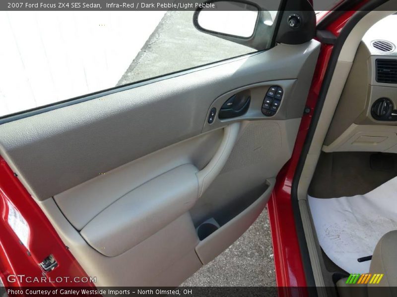Infra-Red / Dark Pebble/Light Pebble 2007 Ford Focus ZX4 SES Sedan