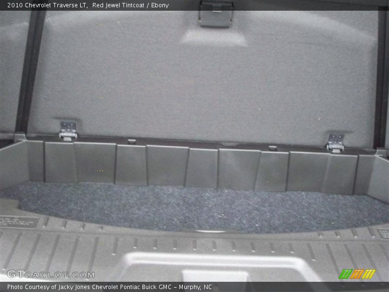Red Jewel Tintcoat / Ebony 2010 Chevrolet Traverse LT