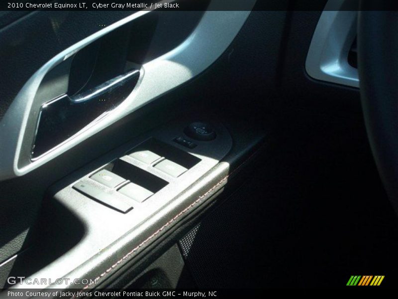 Cyber Gray Metallic / Jet Black 2010 Chevrolet Equinox LT