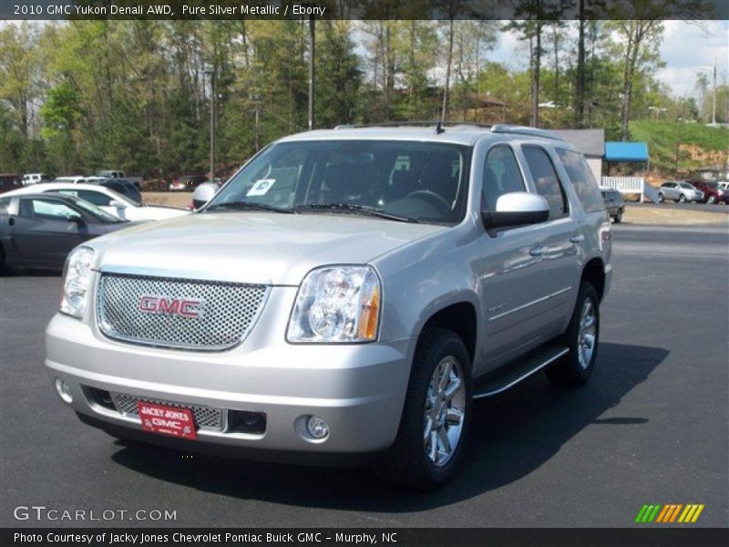 Pure Silver Metallic / Ebony 2010 GMC Yukon Denali AWD