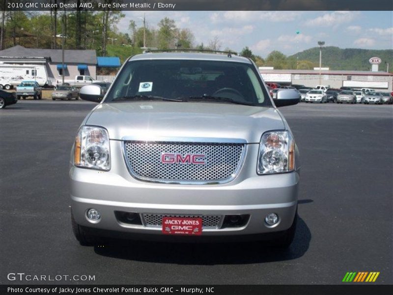 Pure Silver Metallic / Ebony 2010 GMC Yukon Denali AWD