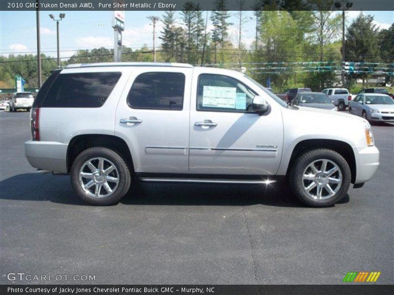 Pure Silver Metallic / Ebony 2010 GMC Yukon Denali AWD
