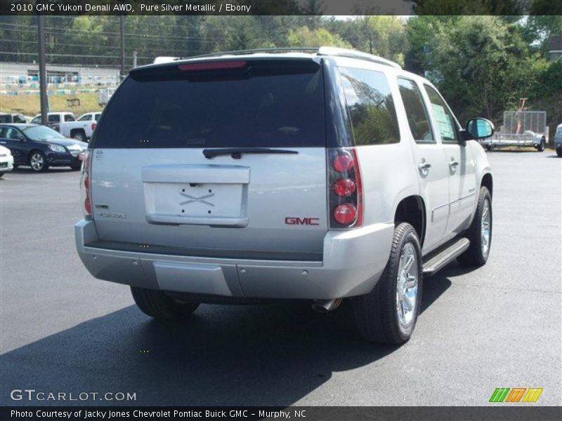 Pure Silver Metallic / Ebony 2010 GMC Yukon Denali AWD