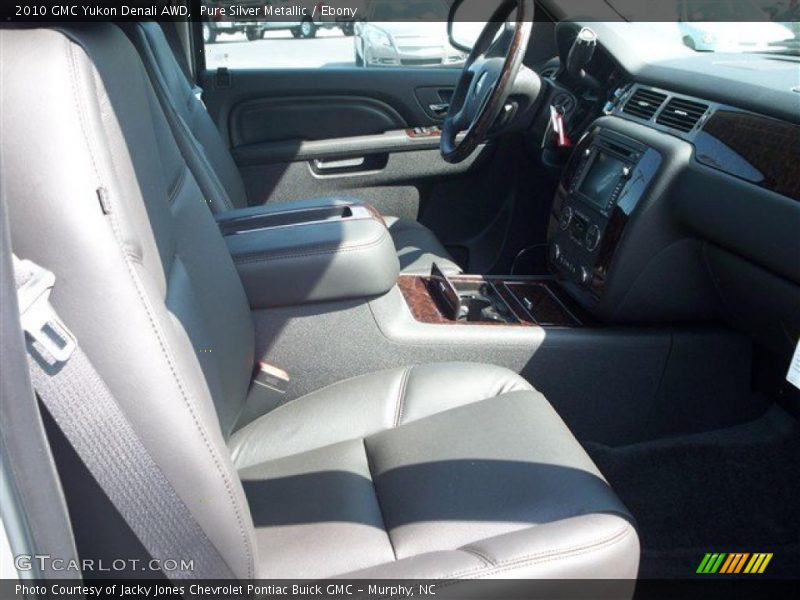 Pure Silver Metallic / Ebony 2010 GMC Yukon Denali AWD
