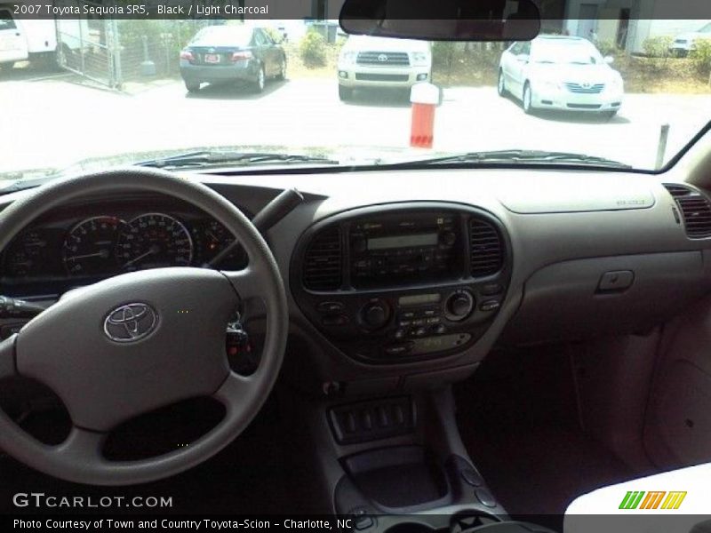 Black / Light Charcoal 2007 Toyota Sequoia SR5