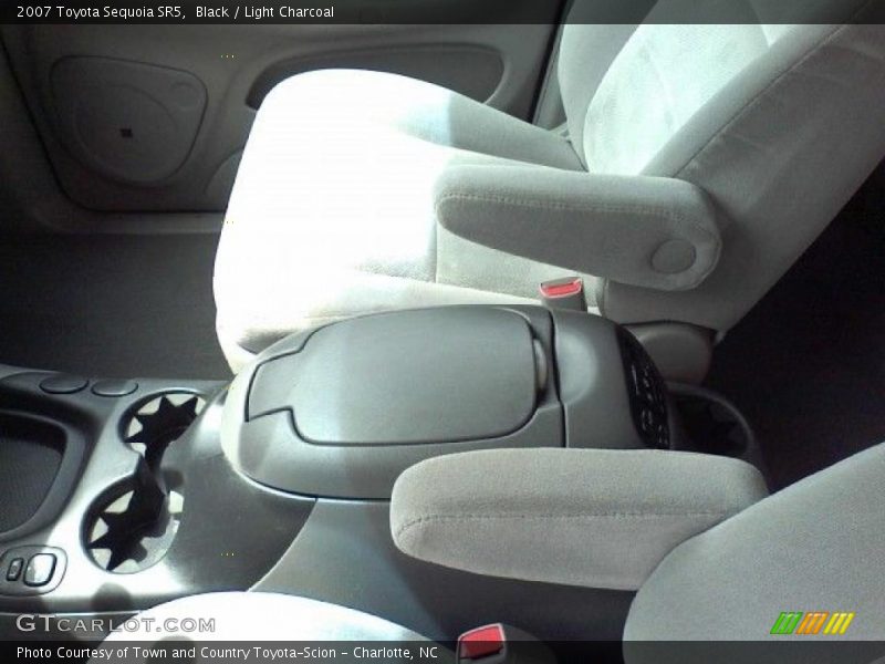 Black / Light Charcoal 2007 Toyota Sequoia SR5