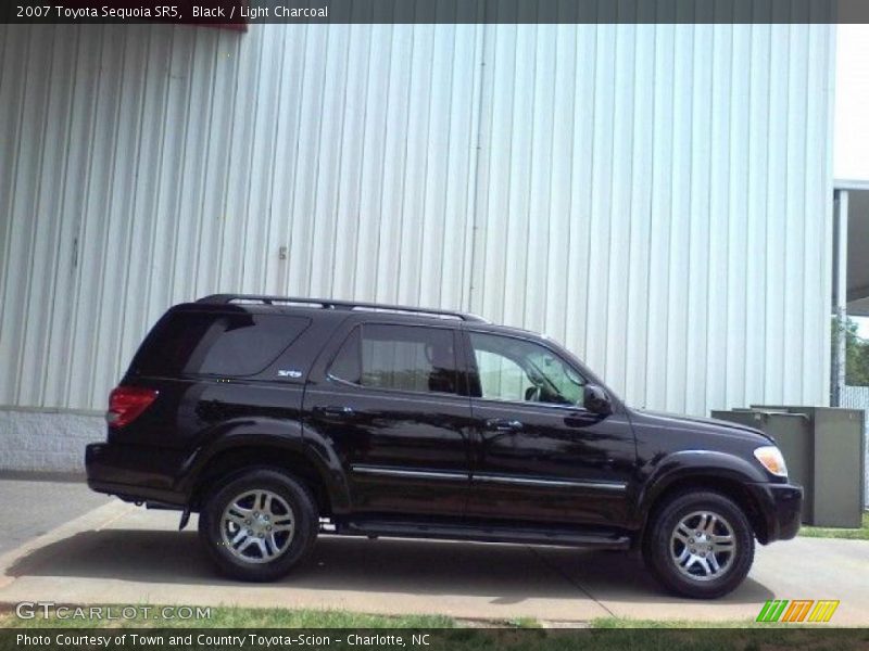 Black / Light Charcoal 2007 Toyota Sequoia SR5