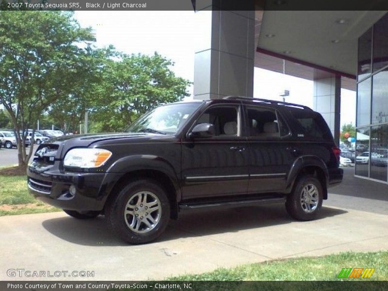 Black / Light Charcoal 2007 Toyota Sequoia SR5