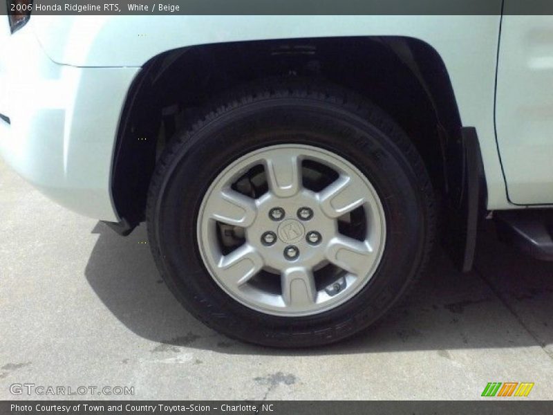 White / Beige 2006 Honda Ridgeline RTS