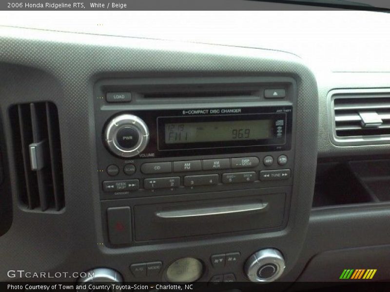 White / Beige 2006 Honda Ridgeline RTS