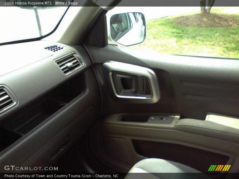 White / Beige 2006 Honda Ridgeline RTS