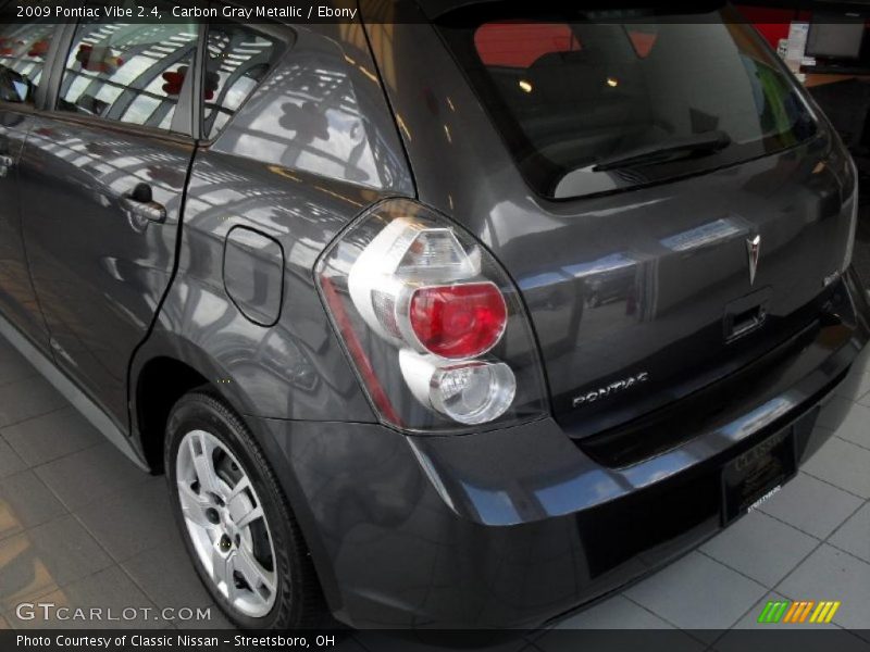 Carbon Gray Metallic / Ebony 2009 Pontiac Vibe 2.4