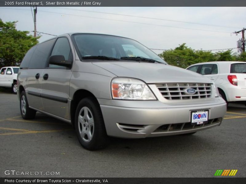 Silver Birch Metallic / Flint Grey 2005 Ford Freestar S
