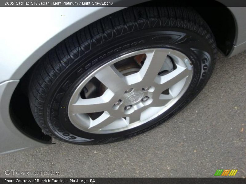 Light Platinum / Light Gray/Ebony 2005 Cadillac CTS Sedan