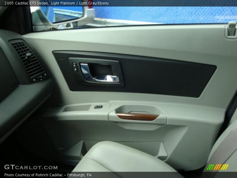 Light Platinum / Light Gray/Ebony 2005 Cadillac CTS Sedan