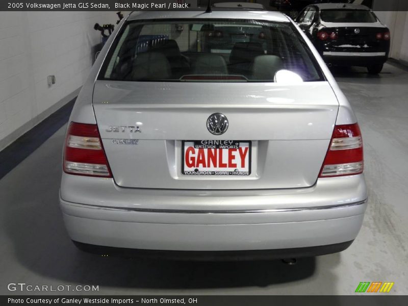 Black Magic Pearl / Black 2005 Volkswagen Jetta GLS Sedan