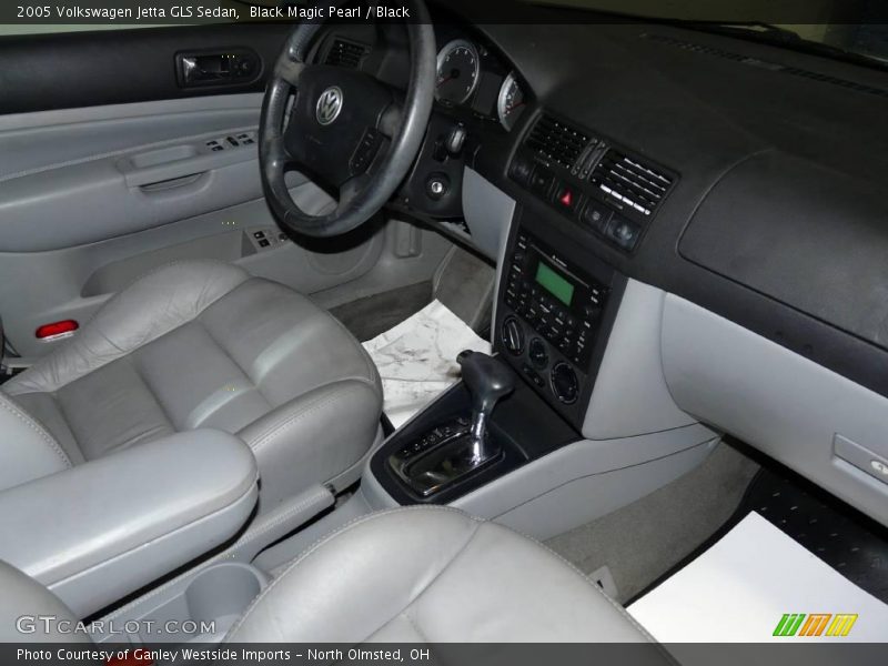 Black Magic Pearl / Black 2005 Volkswagen Jetta GLS Sedan