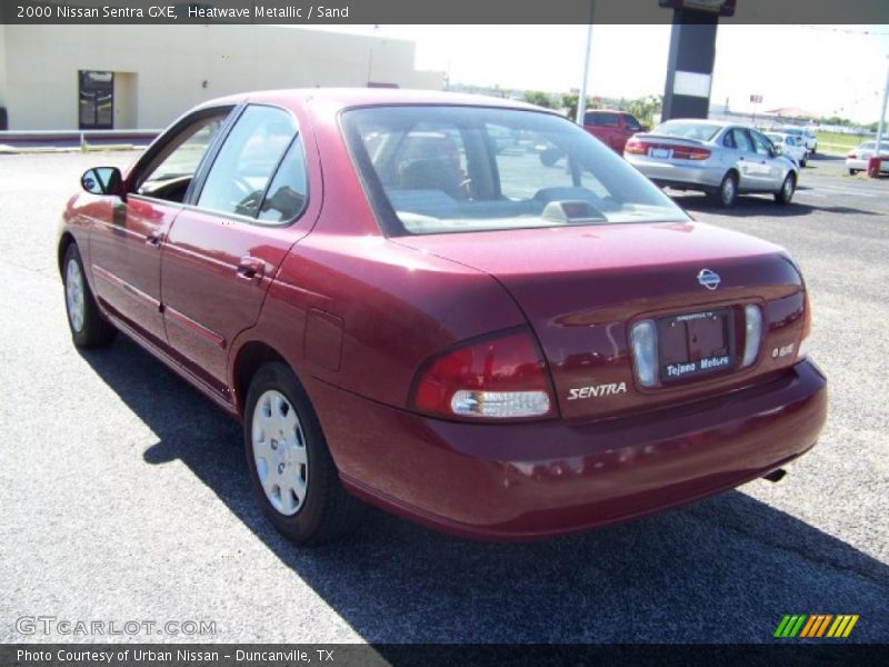 Heatwave Metallic / Sand 2000 Nissan Sentra GXE