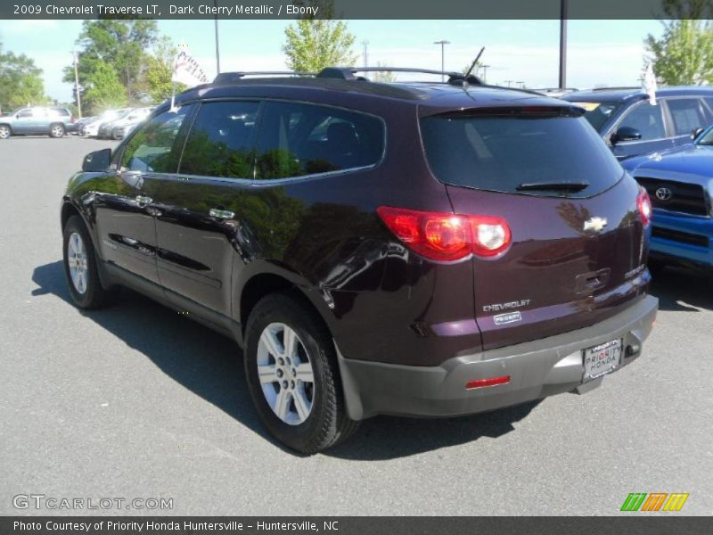 Dark Cherry Metallic / Ebony 2009 Chevrolet Traverse LT