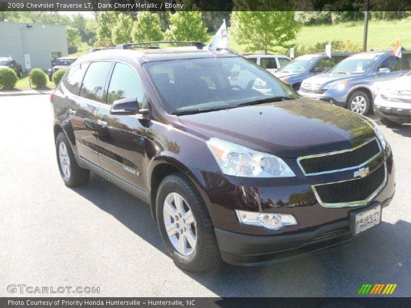 Dark Cherry Metallic / Ebony 2009 Chevrolet Traverse LT