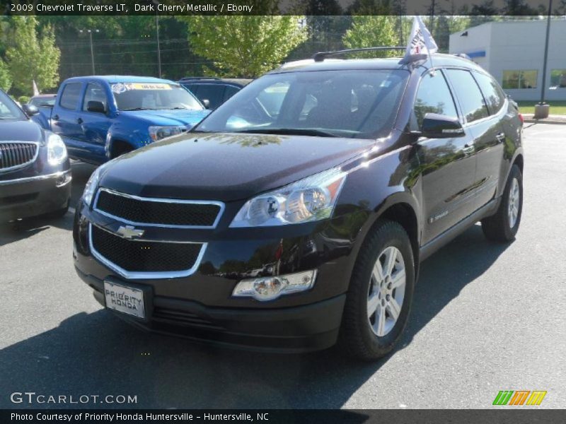 Dark Cherry Metallic / Ebony 2009 Chevrolet Traverse LT