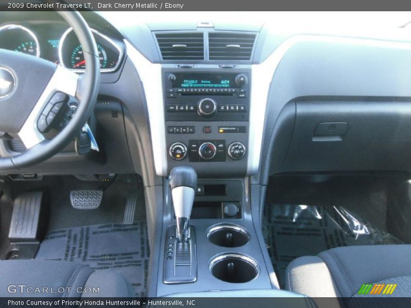 Dark Cherry Metallic / Ebony 2009 Chevrolet Traverse LT