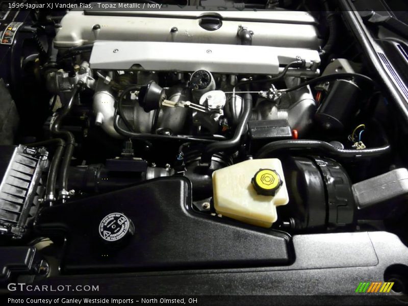 Topaz Metallic / Ivory 1996 Jaguar XJ Vanden Plas