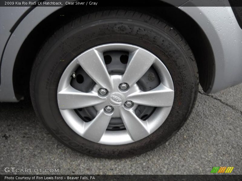 Clear Silver / Gray 2009 Kia Rio Rio5 LX Hatchback