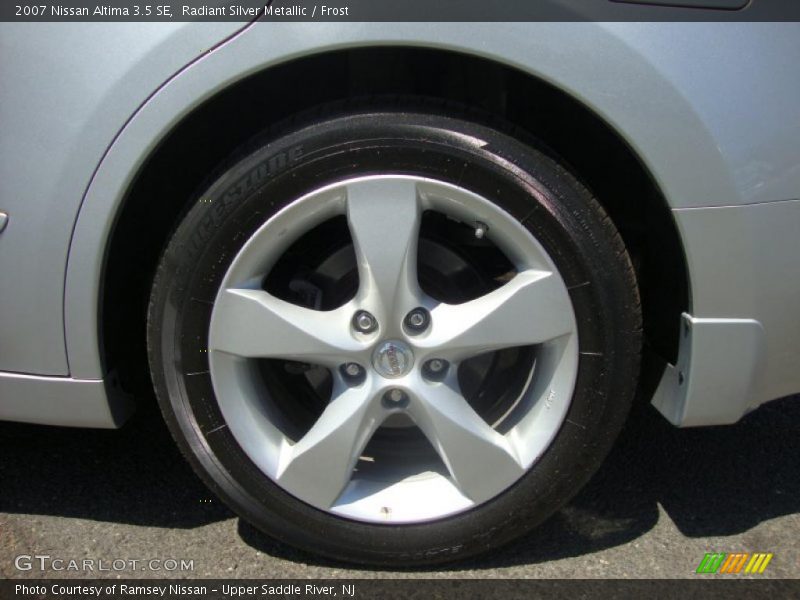 Radiant Silver Metallic / Frost 2007 Nissan Altima 3.5 SE