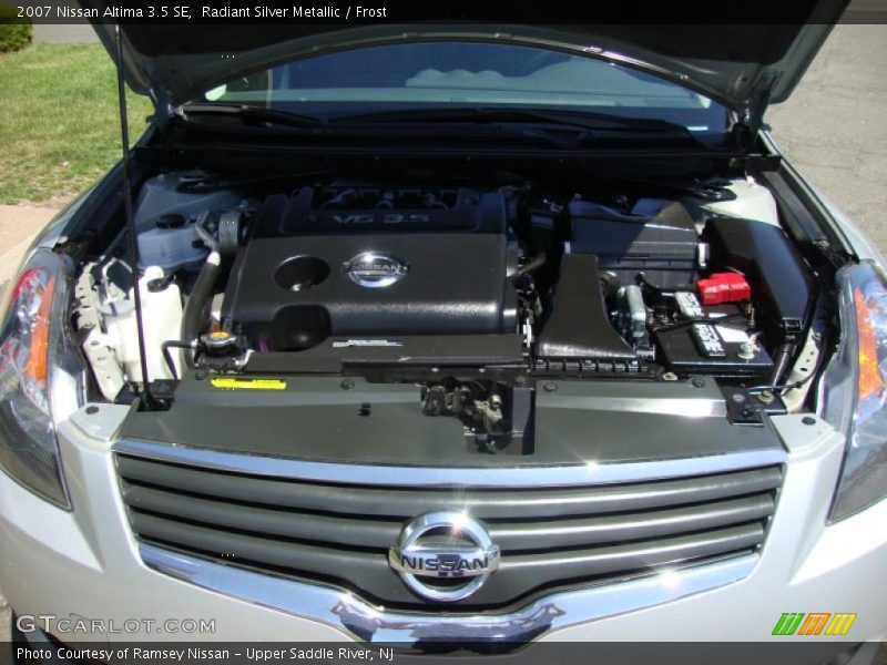 Radiant Silver Metallic / Frost 2007 Nissan Altima 3.5 SE