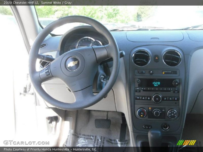 Summit White / Gray 2009 Chevrolet HHR LS