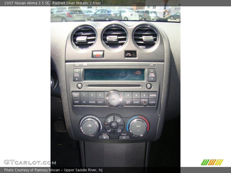 Radiant Silver Metallic / Frost 2007 Nissan Altima 3.5 SE