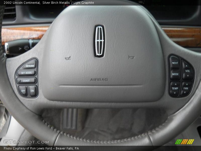 Silver Birch Metallic / Light Graphite 2002 Lincoln Continental