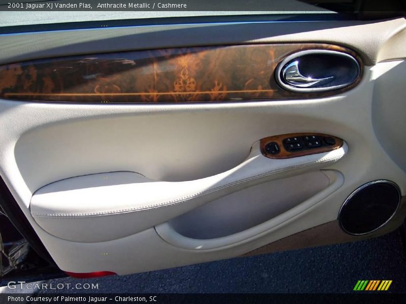 Anthracite Metallic / Cashmere 2001 Jaguar XJ Vanden Plas
