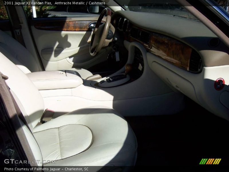 Anthracite Metallic / Cashmere 2001 Jaguar XJ Vanden Plas