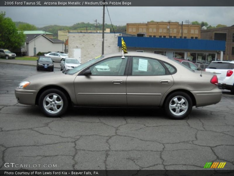 Arizona Beige Metallic / Medium/Dark Pebble Beige 2006 Ford Taurus SE