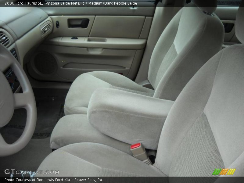 Arizona Beige Metallic / Medium/Dark Pebble Beige 2006 Ford Taurus SE