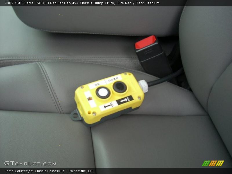 Fire Red / Dark Titanium 2009 GMC Sierra 3500HD Regular Cab 4x4 Chassis Dump Truck