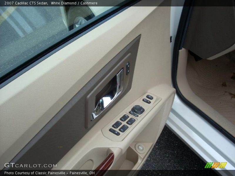 White Diamond / Cashmere 2007 Cadillac CTS Sedan