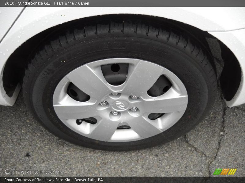 Pearl White / Camel 2010 Hyundai Sonata GLS
