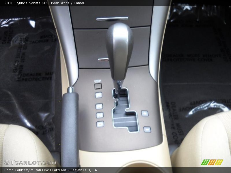 Pearl White / Camel 2010 Hyundai Sonata GLS