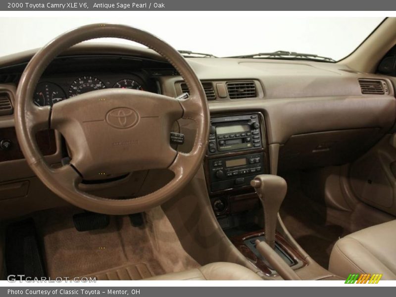 Antique Sage Pearl / Oak 2000 Toyota Camry XLE V6