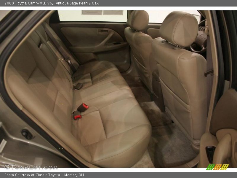 Antique Sage Pearl / Oak 2000 Toyota Camry XLE V6